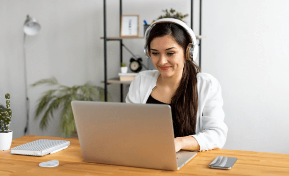 Customer benefiting from Supreme New York City transcription services for accurate and industry-specific transcripts.